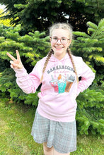 Lade das Bild in den Galerie-Viewer, Hannahccino Cat Hoodie Pink